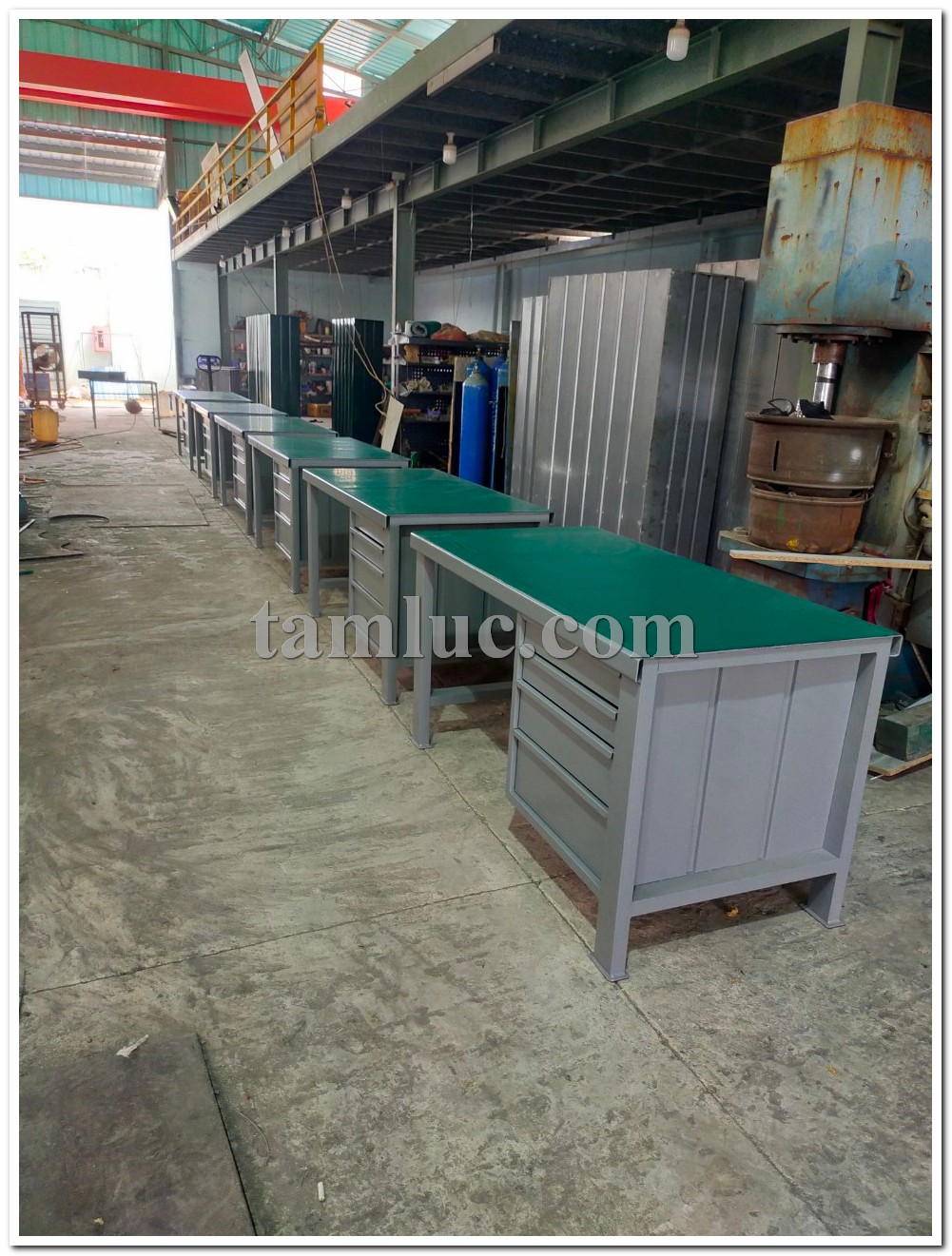 Bàn thao tác cơ khí, bàn thao tác, bàn làm việc cho nhà xưởng, bàn nguội, bàn cơ khí, bàn thao tác kết hợp, bàn tải trọng cao, bàn nguội cơ khí